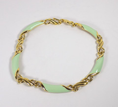 Vintage Chunky Choker Necklace Green Enamel Gold-tone Chain Hook Clasp Statement