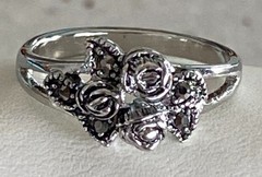 Floral Marcasite Style Statement Cocktail Ring Silver Tone Flowers Band Size 6