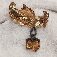 Avon Vintage Acorn Leaf Brooch Gold Silver Tone Rhinestone Fall Autumn Jewelry