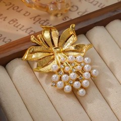 Vintage Style Pearl Jewelry Set Gold Leaf Necklace Bracelet Brooch & Earrings