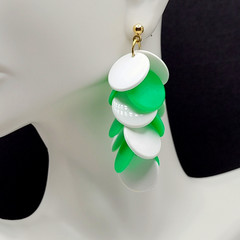 Green and White Multiple Plastic Disc Wiggly Dangle Vintage 80s Pierced Earrings