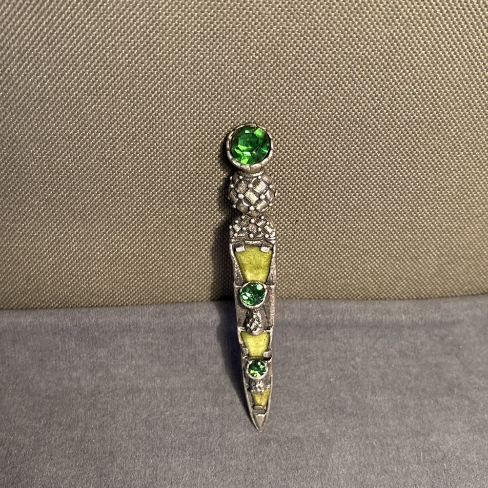 Vintage Miracle Scottish Sgian Dubh Brooch Green Faux Agate Kilt Pin Dagger