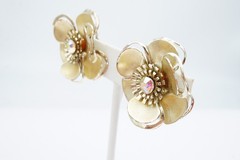Vintage Clip On Earrings Gold Tone Rhinestone Flower V4