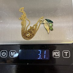 Pretty Vintage 12k Gold Filled Floral Leaf Pendant, Emerald-Glass, Peridot-Glass