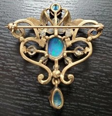 Vintage Flower Brooch Pin Natural Fire Opal 2Ct Oval Cut 14K Yellow Gold Plated