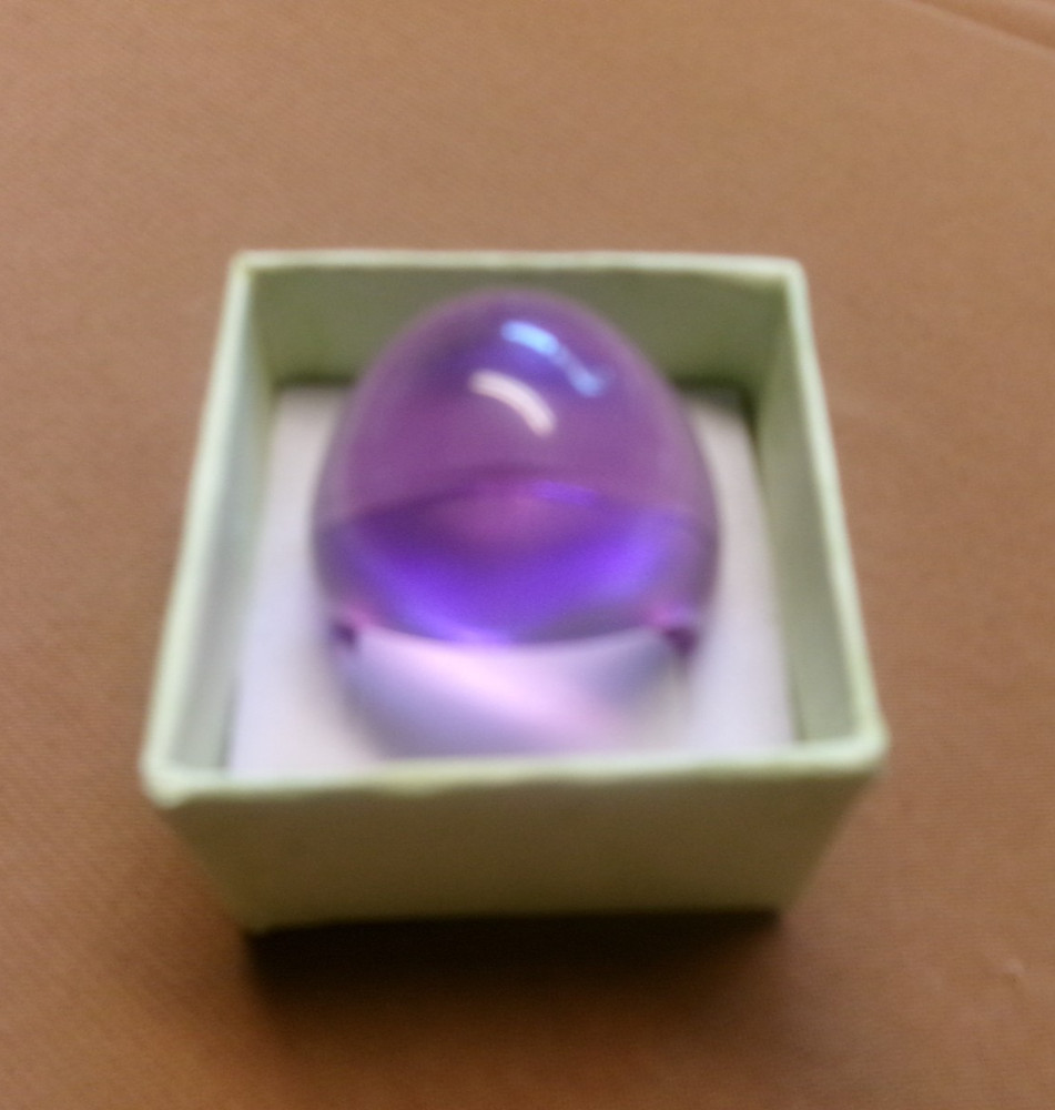 VINTAGE MOD/HIPPIE LIGHT PURPLE LUCITE DOME SIZE 9 CHUNKY WOMANS RING