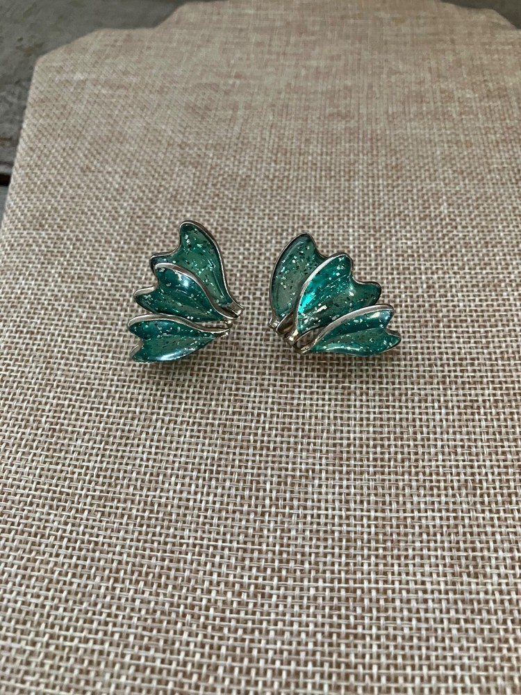 Vintage MOD Blue Glitter Plastic Silver tone Screw Back Earrings 1950s 1960s