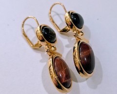 Vintage Gold Tone Tiger Eye Black Onyx Double Cabochon Leverback Drop Earrings
