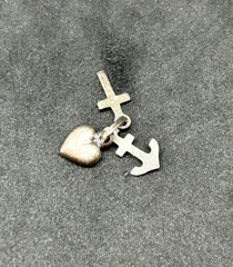 Vintage Puffy Faith Hope and Charity Sterling Charm 0.5in – 1.59g