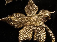 Leaf Shaped Clip Earrings & Brooch, Cream Color “Emmons” 3 Piece Set (195)
