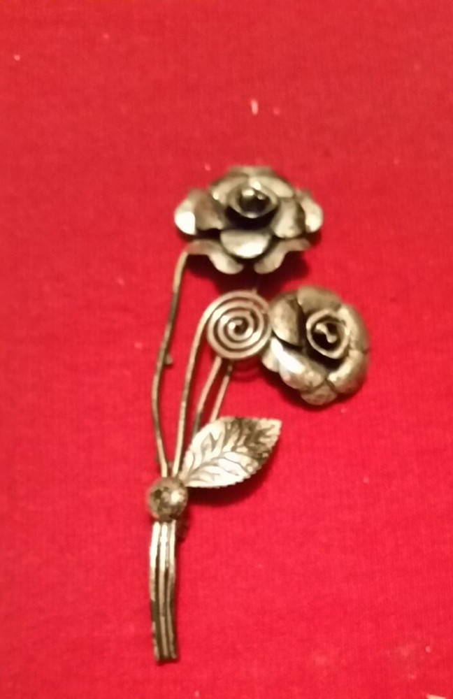 Sterling Silver Pin Brooch Flower Rose Marked .925 Vintage good quality