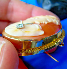Original EARTH MINED DIAMOND Deco Antique Victorian SOLID 14K GOLD Cameo Broach