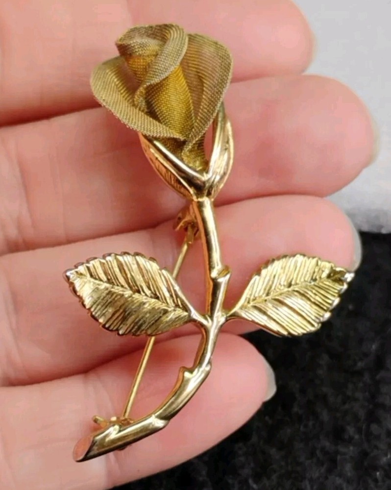 ANNE KLEIN Signed AK Vintage Gold Tone Mesh Textured Rose Stem 2 1/8″ Pin!