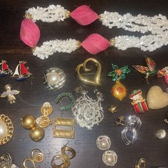 Vintage Goldtone Jewlery Drop Dangle Some Signed Monet & More 118 Pair & 22 …