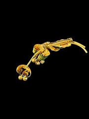 Vintage Made in Austria Green Leaf Flower Pin Rhinestones Gold Crystal Brooch 3”