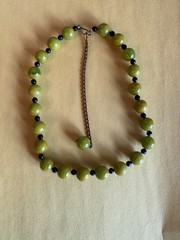 Antique 1930s 1940s Bakelite Beaded Necklace in Olive Green w/Black Beads