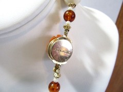 NECKLACE BEADED PLASTIC FLUTED BEIGE BROWN AND ROSE CLASP HONG KONG VINTAGE