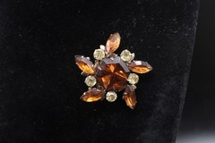 Vtg Gold Tone Starburst Hexagon & Marquise Cut Amber & Yellow Rhinestone Brooch
