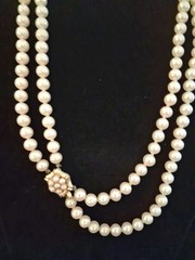 VTG Faux Pearl DoubleStrand Necklace With 18″ Lgth & Ornate Box Clasp 7mm Pearls