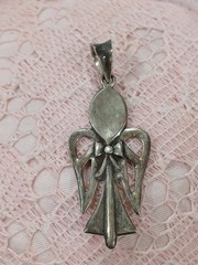 Vintage 925 Sterling Silver Angel Open Cut Bow Pendant PATINA