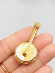 Vtg Micro Mosaic Blue Green Red Yellow White Flower Mandolin Music Pin Brooch
