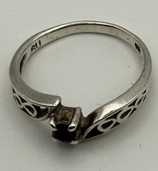 Vintage Ladies Sterling Silver Ring with a Red Garnet and Celtic Knot Design