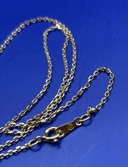 VTG Avon Porcelain Pink Rose Faux Pearl Gold Tone Pendant Necklace & Chain