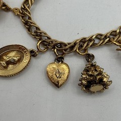 Vtg Monet Link Gold Tone Charm Bracelet Grand Piano Heart Wishing Well Tree ETC