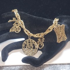 Vintage Gold Tone Chinese Character Charm Bracelet Longevity Fortune Symbols 7″