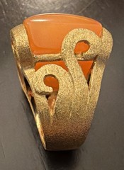 Vintage Ralph Lauren Gold Tone Dome Ring Peach Resin Cocktail Statement Sz. 5.75
