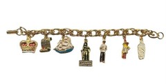 VTG Nassau Bahamas Christopher Columbus Goldtone Charm Bracelet