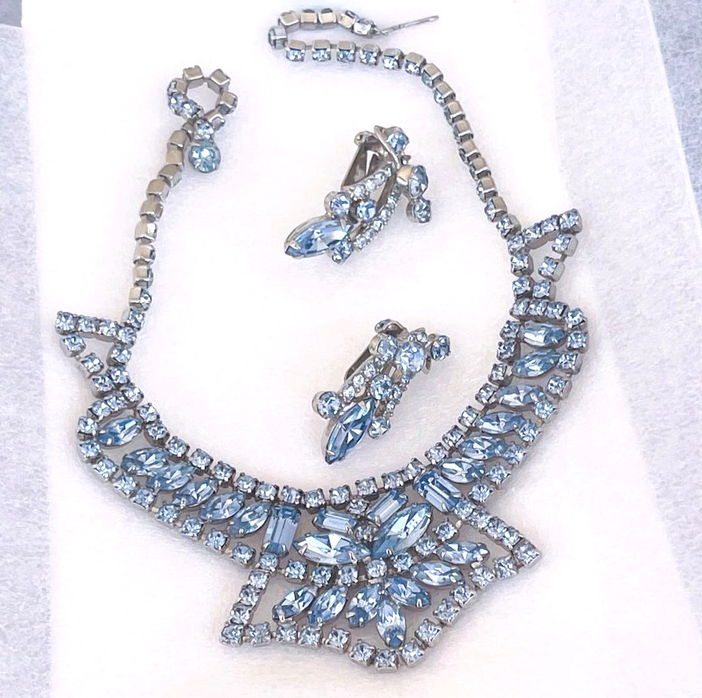 Vintage 1950s Pastel Blue Rhinestone Bib Choker Necklace Earring Set