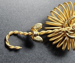 Signed Weiss Rhinestone Flower Brooch Blue Green Crystal Gold Tone Vintage