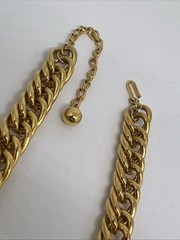 Vintage Gold Tone Chunky Curb Link Chain Necklace Chevron Ribbed Statement 80s