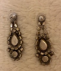 VINTAGE RETRO DANGLE CHANDELIER EARRINGS WITH BLACK AND CLEAR RHINESTONES