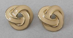 Vintage Cream Enamel Gold Tone KNOT Post Pierced 1” Earrings