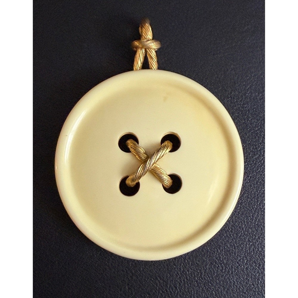 Vintage TRIFARI Pendant Button Gold Tone Cream Oversized Sewing