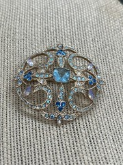 Pretty 1.82″ Gold tone metal blue and clear stone brooch