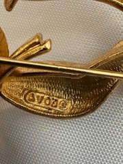 Vintage Avon Brooch 1969 Bird Of Paradise Peacock Gold 3″ Rhinestone Eye