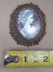 Vintage Cameo 12K Gold Filled Shell Brooch Pendant Princess Mara by Marathon