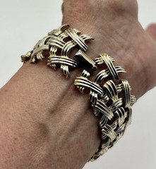 Vintage Coro Wide Linked Basket Weave Bracelet Gold-Tone Signed, Great Condition