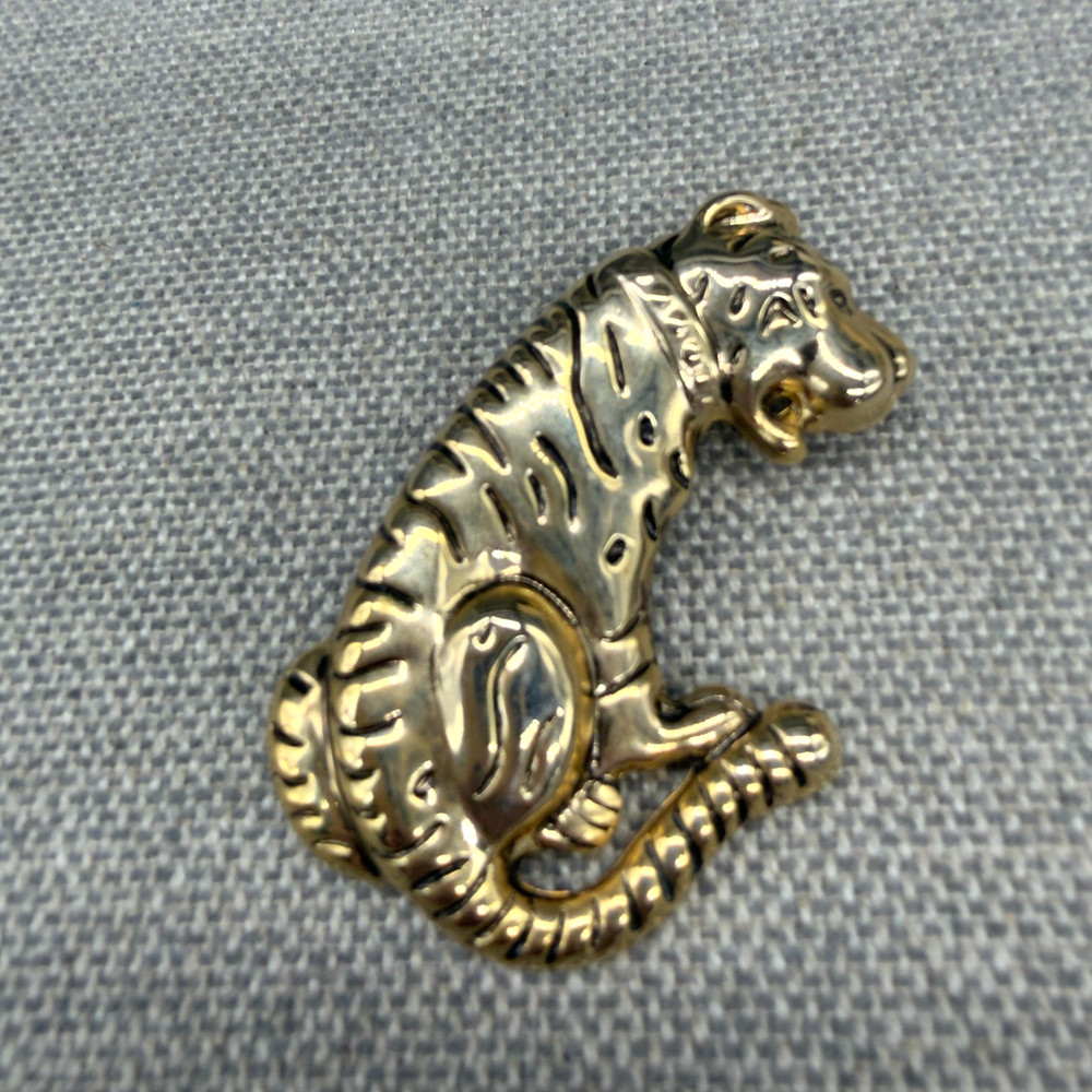Vintage Brooch Tiger Cheetah Big Cat Gold Tone 2.5 Inches