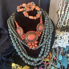 85+ Wearable Jewelry Vintage to Now Estate Costume Mix Craft Redesign 8lbs Lot