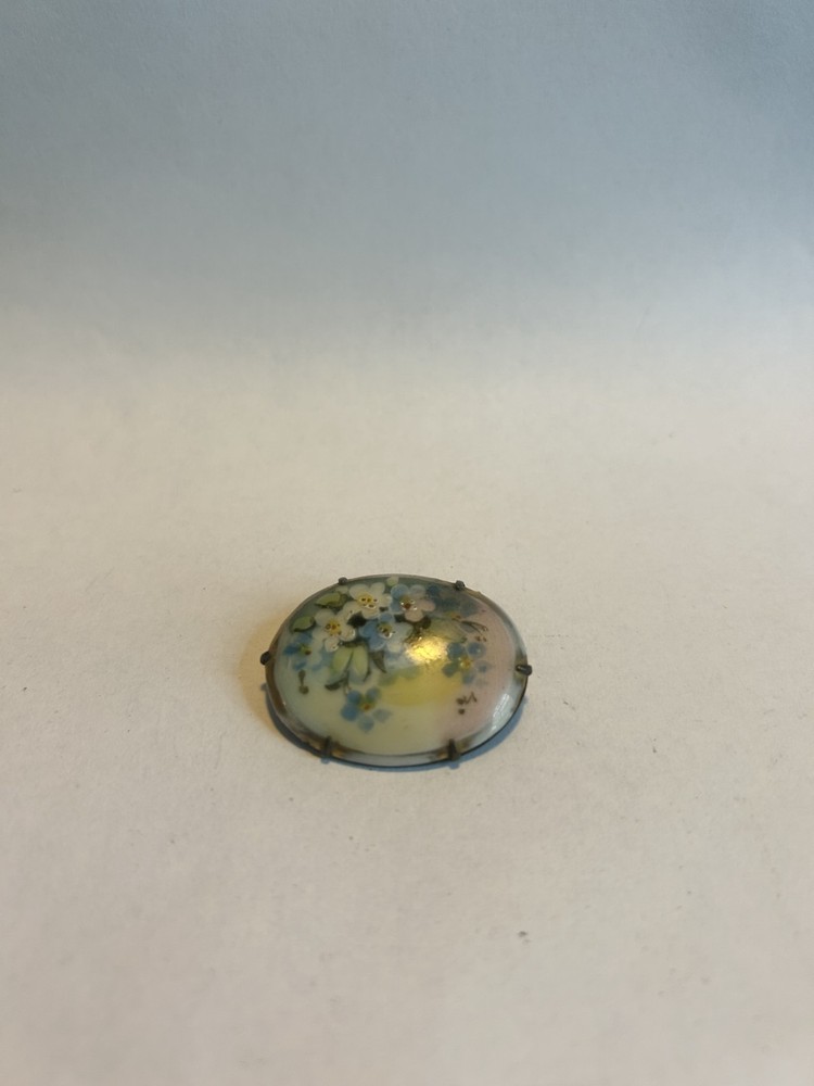 Victorian Era Oval Hand Painted Porcelain Brooch