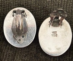 Vintage Sterling Silver Clip-on Earrings Black Oval Inset Stamped Zina 925