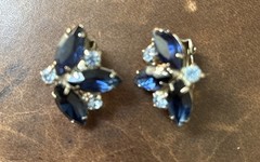 Vintage Brooch And Matching Clip Earrings