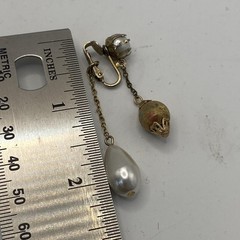 Vintage Gold Tone Faux Pearl Teardrop Earrings Womens Screw Back 2.5 In Jewelry