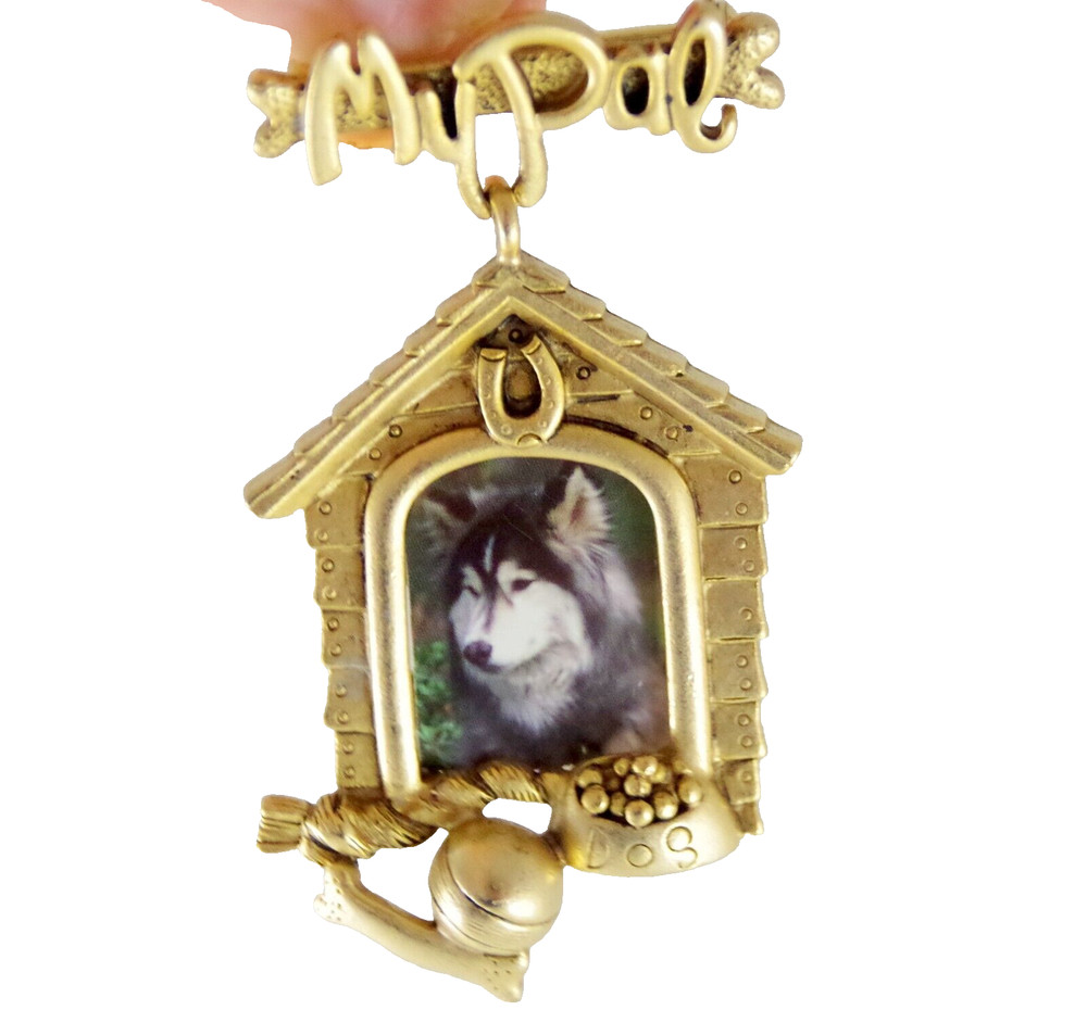 3″ VTG c1980’s DANECRAFT “MY PAL” DOG-THEMED PHOTO FRAME GOLD TONE PEWTER BROOCH