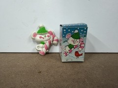 Vintage 1974 Avon “Lickety Stick” Mouse Pin PreOwned With Original Box