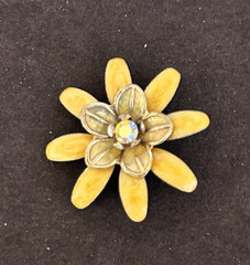 Vintage Cookie Lee Yellow Enamel Flower Brooch Aurora Borealis Rhinestone 1.5″